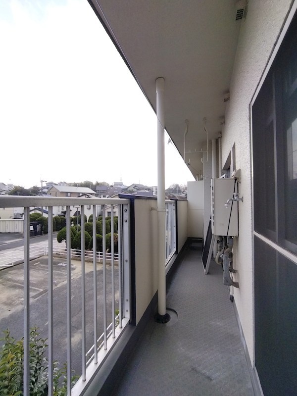 井堀南団地3棟 現地写真（バルコニー）