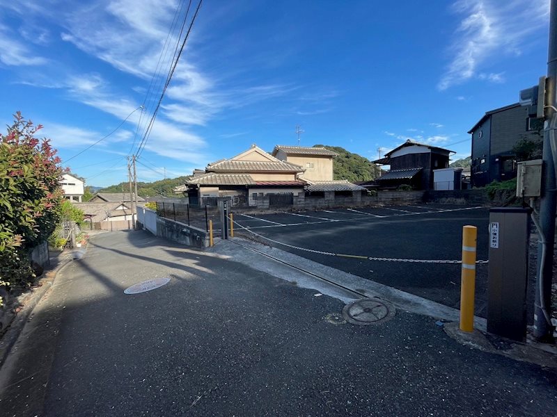 中尾二丁目土地 現地写真（前面道路含む現地写真）