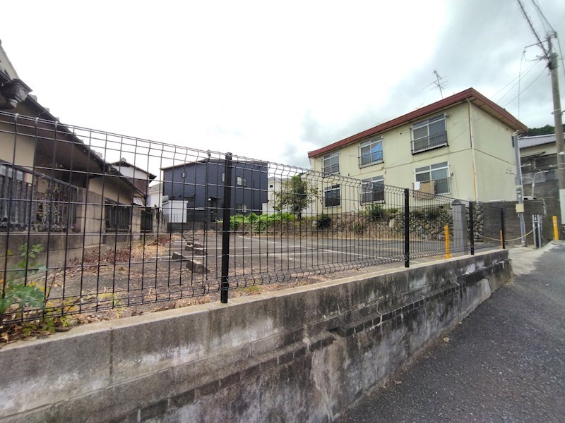中尾二丁目土地 現地写真（前面道路含む現地写真）