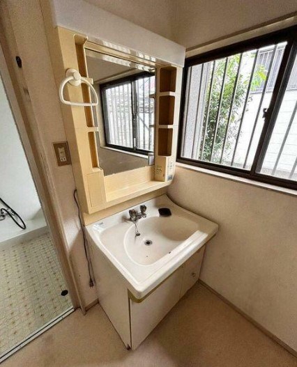 別当町戸建 内観写真（洗面台・洗面所）