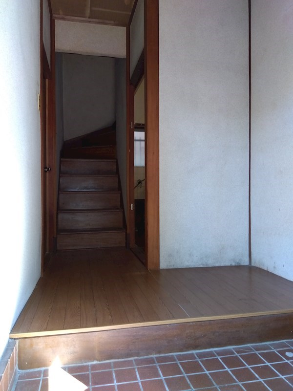 大宮町14番戸建  現地写真（玄関）