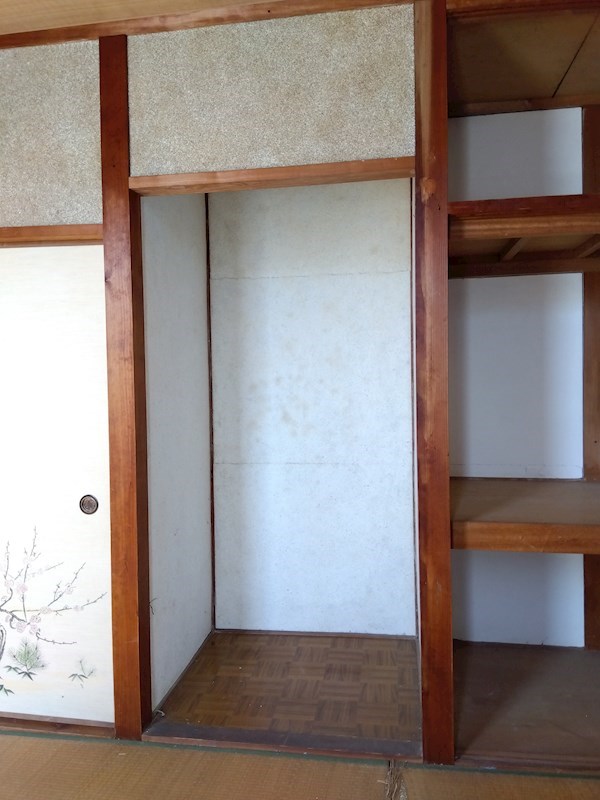 大宮町14番戸建  内観写真（収納）