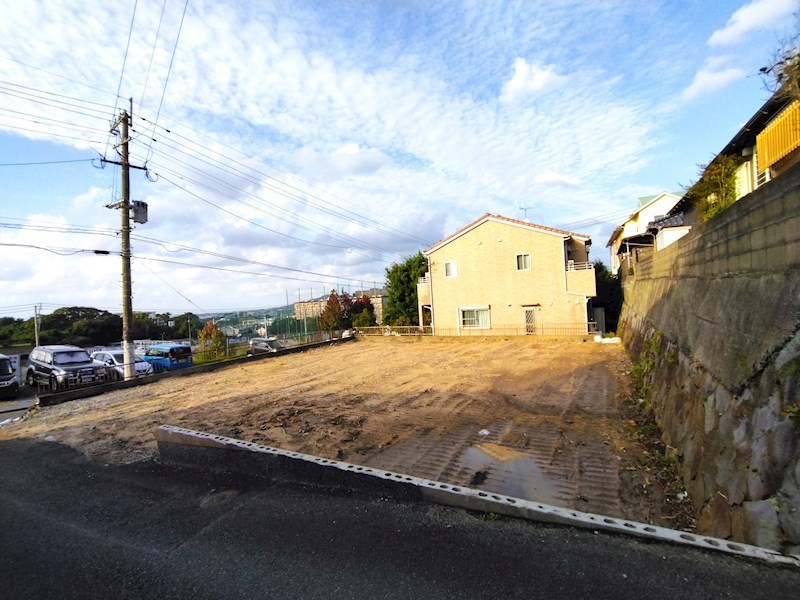 別当町土地 現地写真（前面道路含む現地写真）