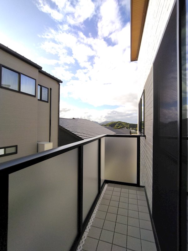 山田峠三丁目戸建63号地 現地写真（バルコニー）