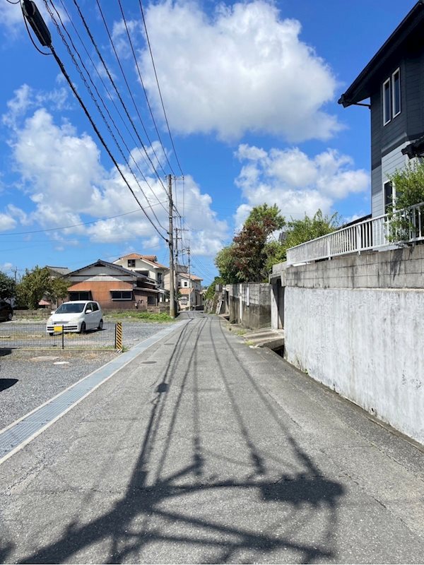 上上津役六丁目８番土地 現地写真（前面道路含む現地写真）