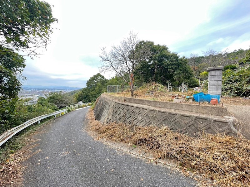 今光三丁目土地 現地写真（前面道路含む現地写真）