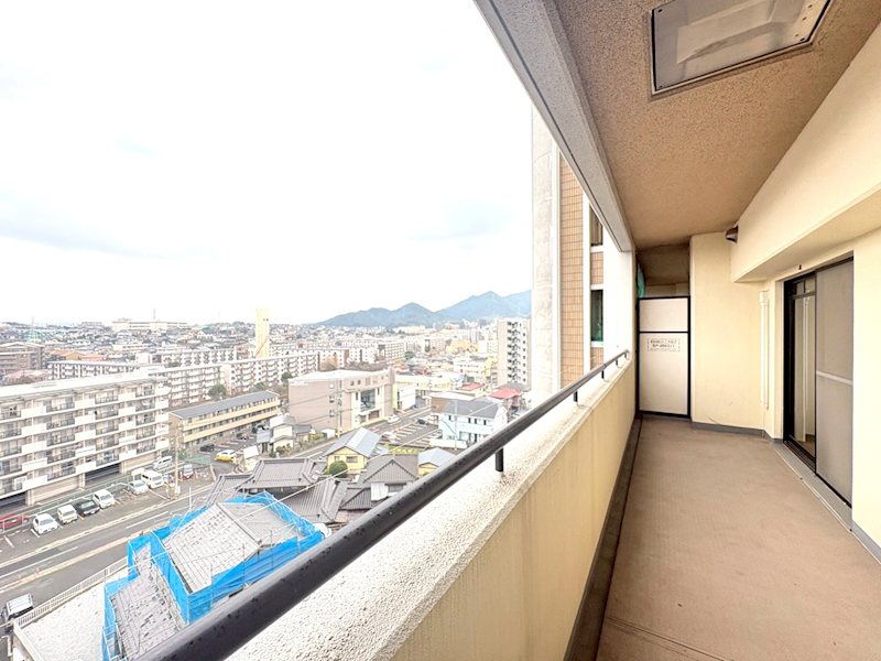 グランドパレスヴァンテアン徳力 現地写真（バルコニー）