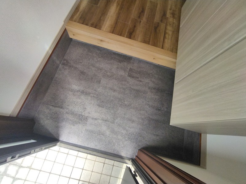 町上津役西三丁目戸建 現地写真（玄関）