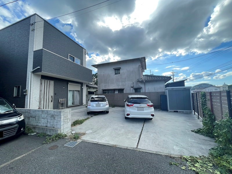 吉志一丁目戸建 現地写真（駐車場）