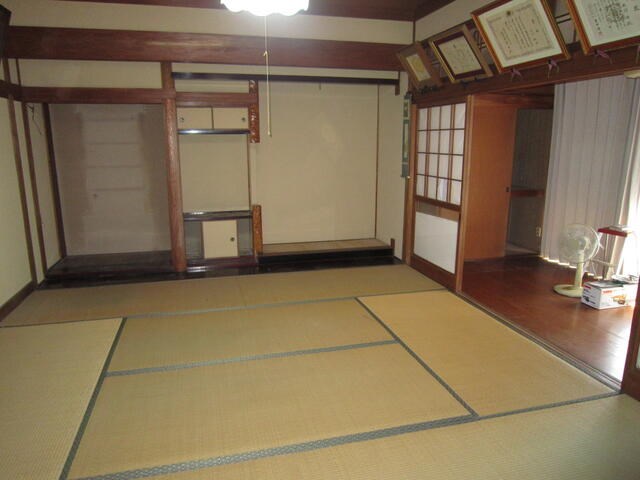 大字感田戸建 内観写真（リビング以外の居室）