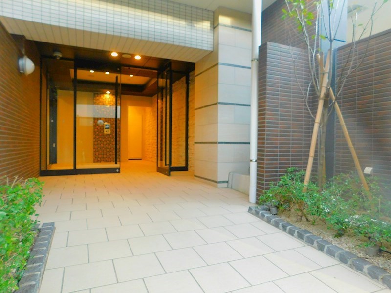 リヴィエールレシェル光貞台 共用部写真（エントランス）