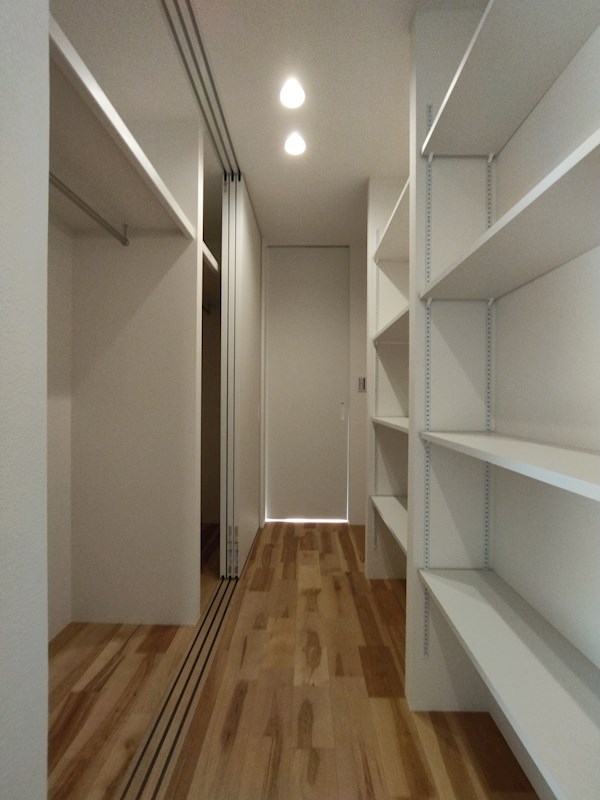 長住六丁目戸建2号地 内観写真（収納）