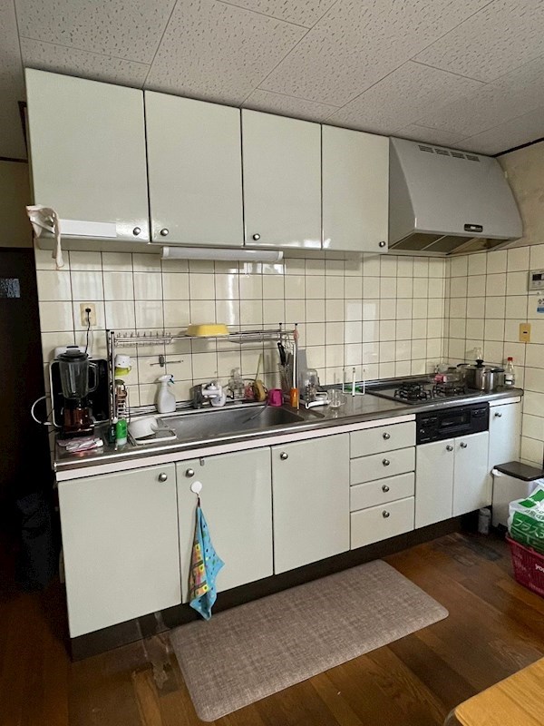 日吉台一丁目戸建 内観写真（キッチン）