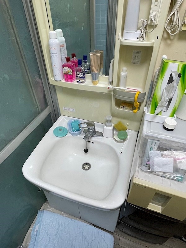 日吉台一丁目戸建 内観写真（洗面台・洗面所）