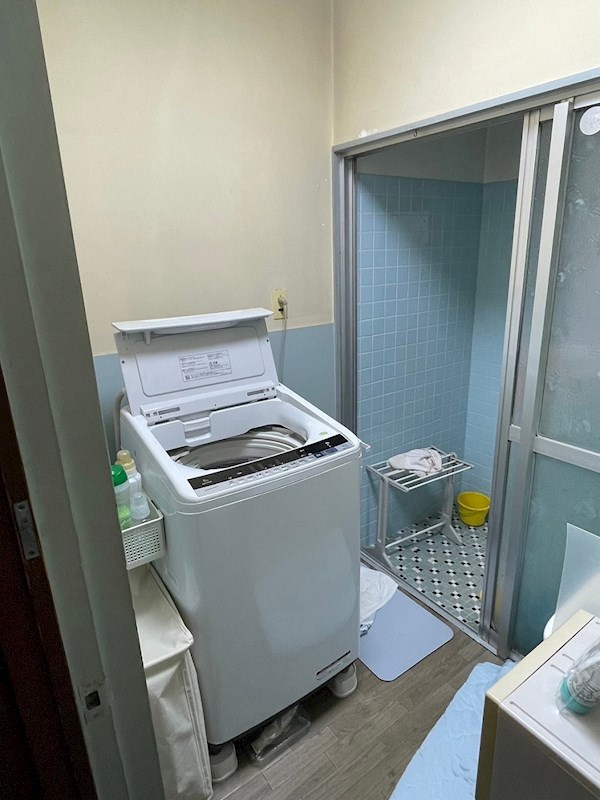 日吉台一丁目戸建 内観写真（洗面台・洗面所）