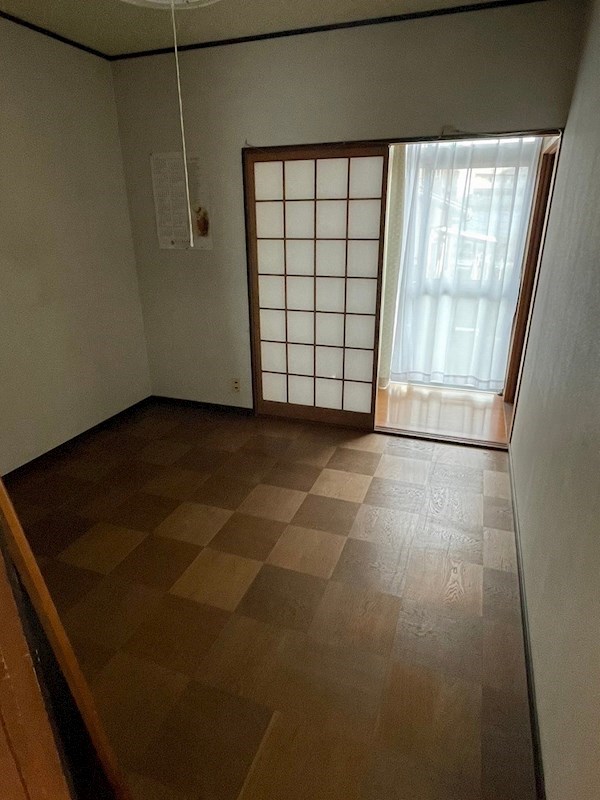 日吉台一丁目戸建 内観写真（リビング以外の居室）