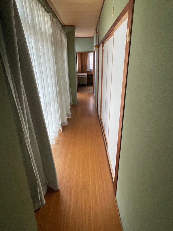 日吉台一丁目戸建 内観写真（リビング以外の居室）