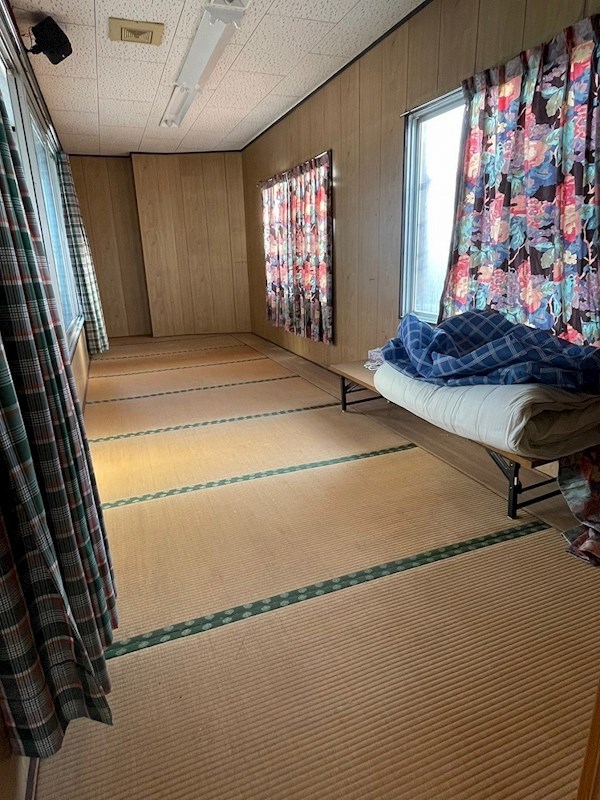 日吉台一丁目戸建 内観写真（リビング以外の居室）