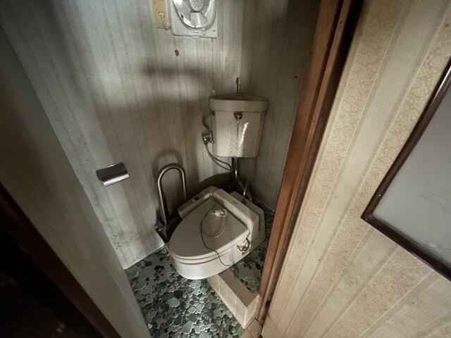 清見三丁目戸建 内観写真（トイレ）