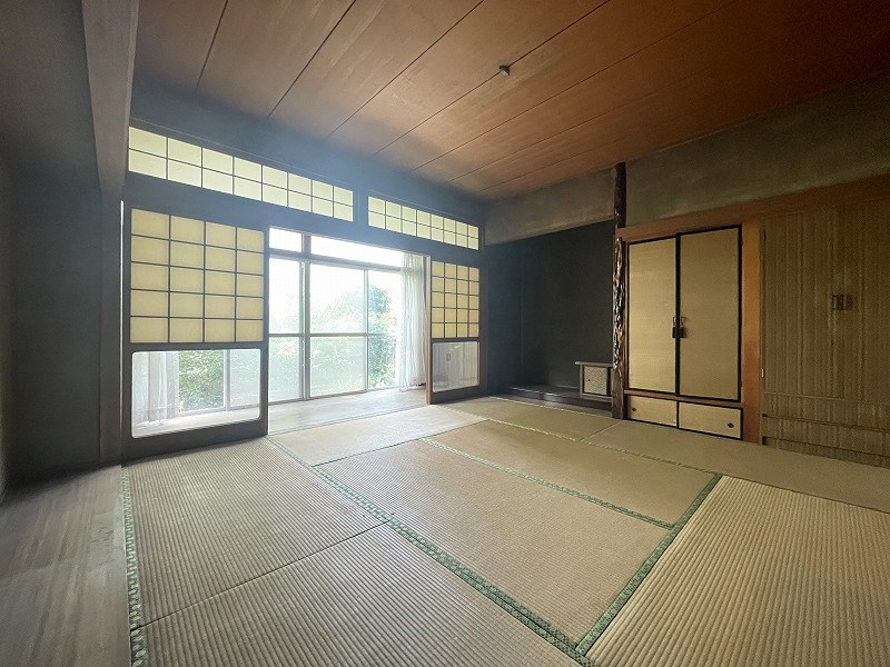 沢見一丁目8番戸建 内観写真（リビング以外の居室）