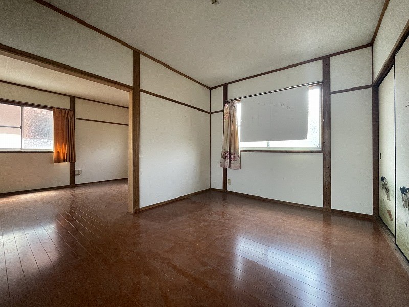 沢見一丁目8番戸建 内観写真（リビング以外の居室）