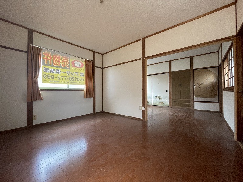沢見一丁目8番戸建 内観写真（リビング以外の居室）