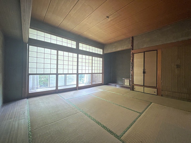 沢見一丁目8番戸建 内観写真（リビング以外の居室）