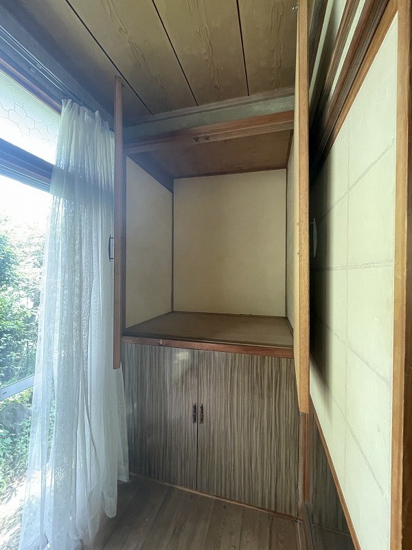 沢見一丁目8番戸建 内観写真（収納）