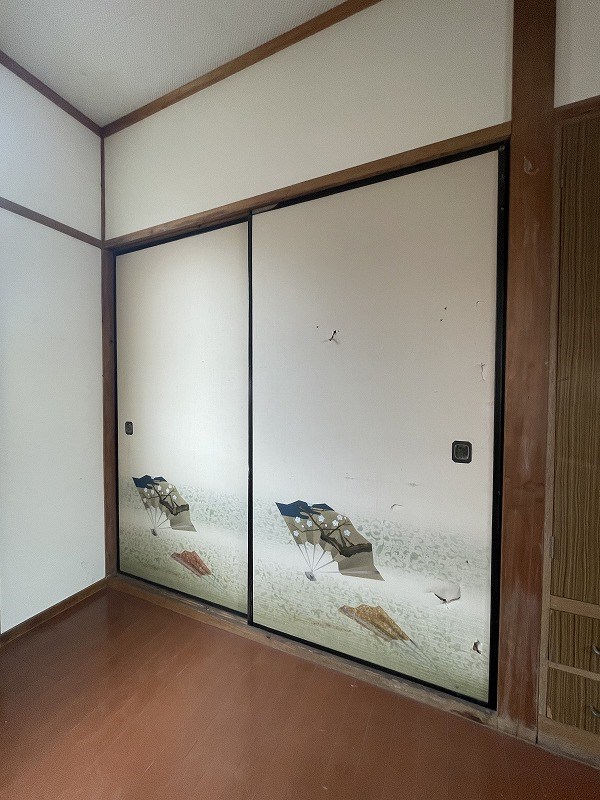沢見一丁目8番戸建 内観写真（収納）