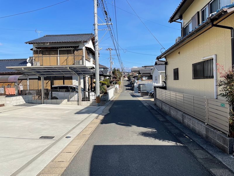 弥生一丁目戸建 現地写真（前面道路含む現地写真）