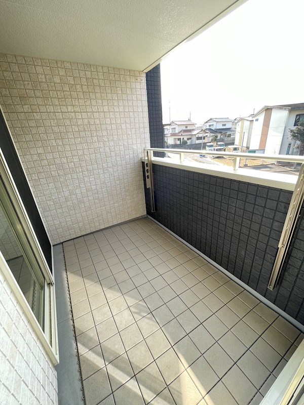 上貫三丁目戸建 現地写真（バルコニー）
