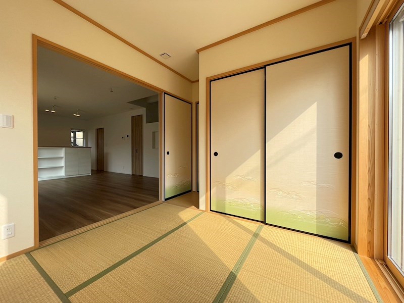 上貫三丁目戸建 内観写真（リビング以外の居室）