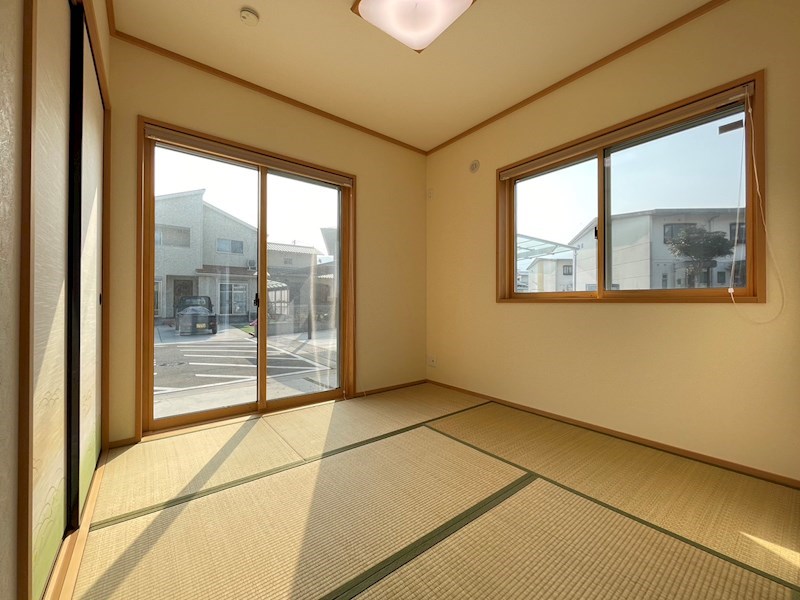 上貫三丁目戸建 内観写真（リビング以外の居室）