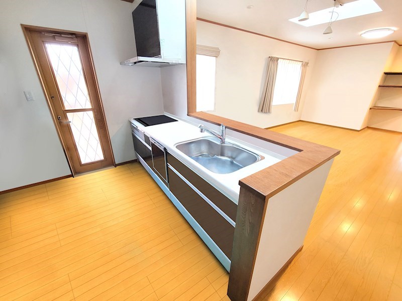 福岡県北九州市門司区白野江４丁目 内観写真（キッチン）
