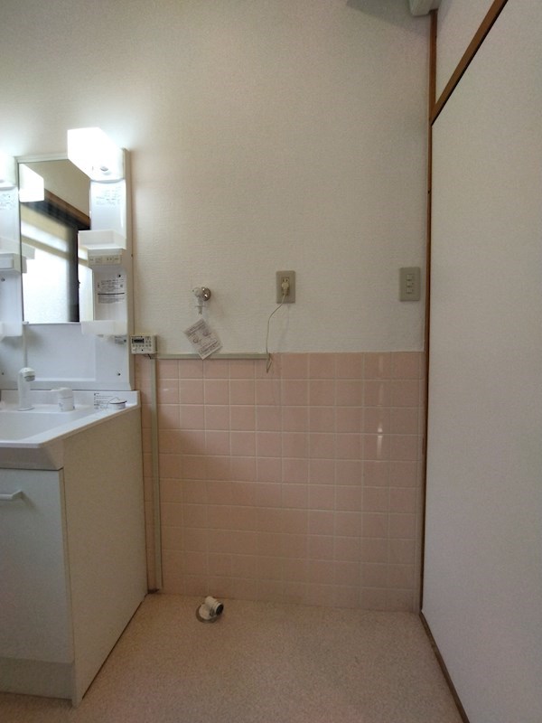 下上津役三丁目戸建 内観写真（洗面台・洗面所）