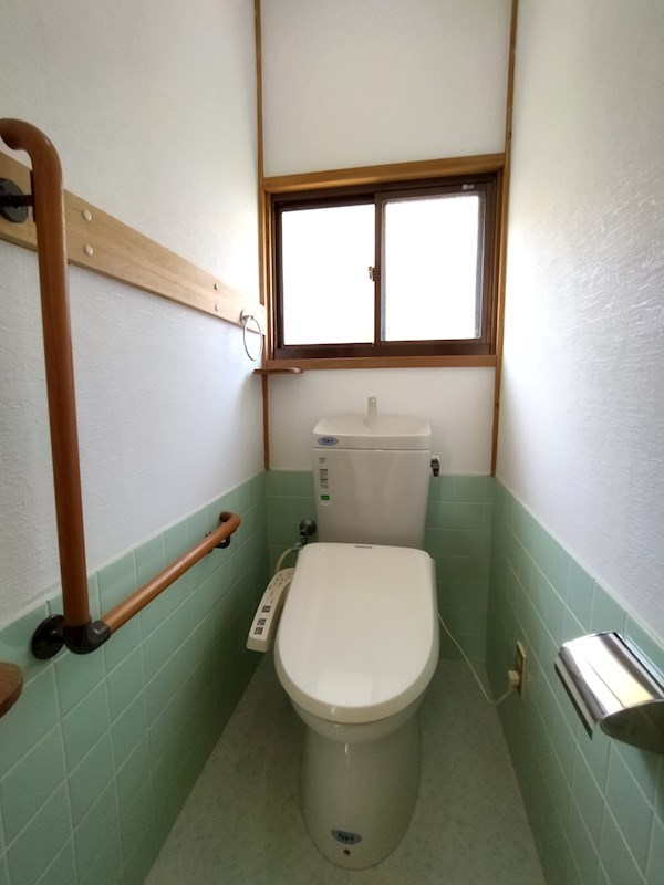 下上津役三丁目戸建 内観写真（トイレ）