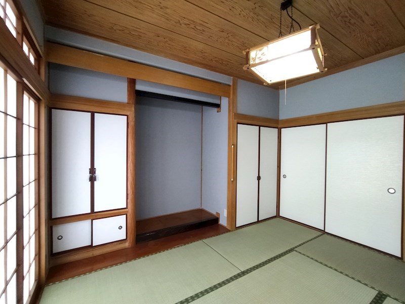 下上津役三丁目戸建 内観写真（リビング以外の居室）