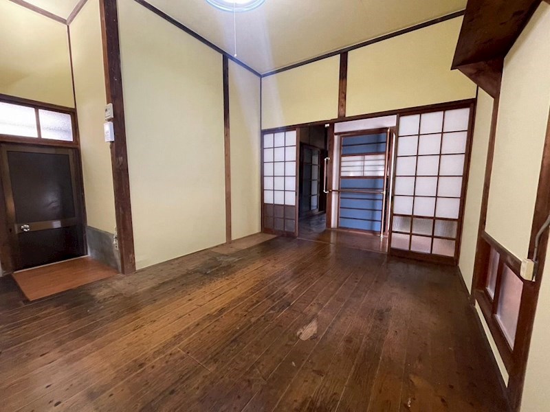 福岡県北九州市八幡東区中尾３丁目 内観写真（リビング）