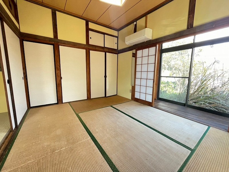 福岡県北九州市八幡東区中尾３丁目 内観写真（リビング以外の居室）