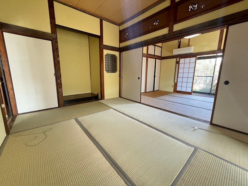 福岡県北九州市八幡東区中尾３丁目 内観写真（リビング以外の居室）