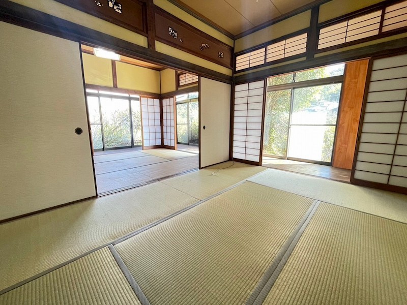 福岡県北九州市八幡東区中尾３丁目 内観写真（リビング以外の居室）