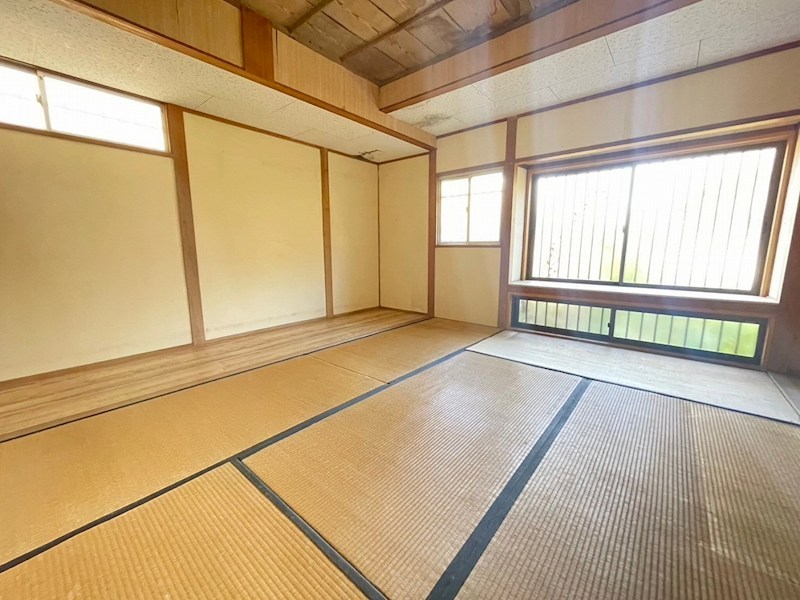 福岡県北九州市八幡東区中尾３丁目 内観写真（リビング以外の居室）