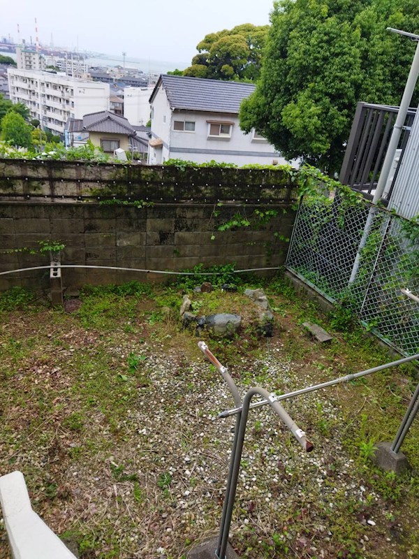 富野サマリヤマンション 現地写真（庭）