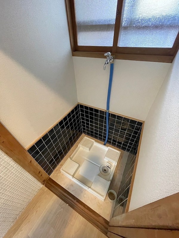 町上津役西三丁目7番貸家 内観写真（洗面台・洗面所）
