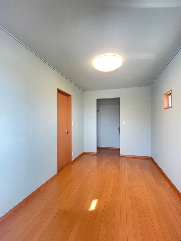 宮丸一丁目戸建 内観写真（リビング以外の居室）