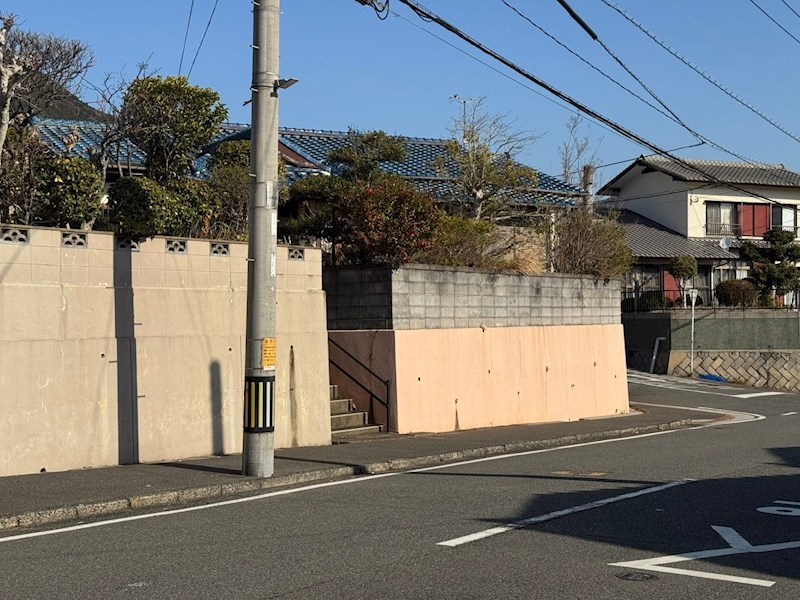 沼緑町四丁目土地 現地写真（前面道路含む現地写真）