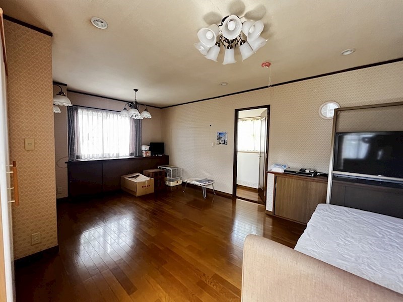 清田三丁目戸建 内観写真（リビング）