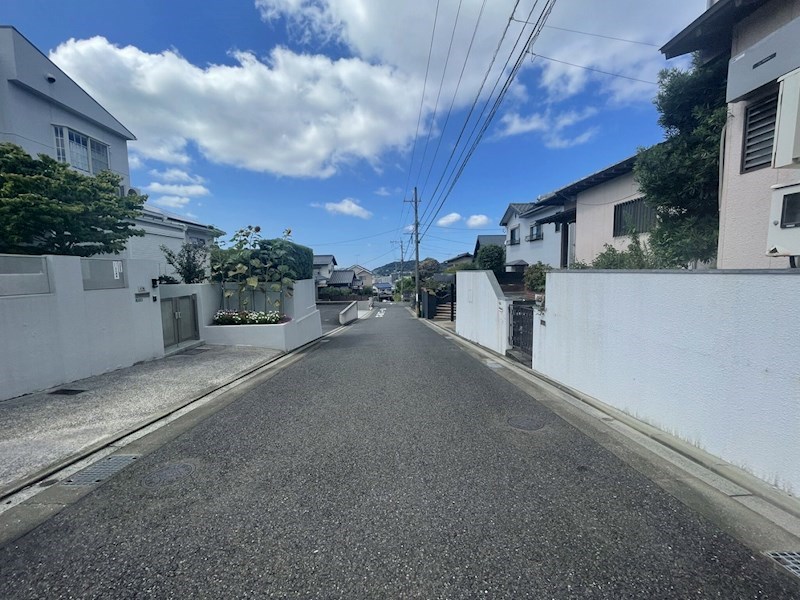 清田三丁目戸建 現地写真（前面道路含む現地写真）