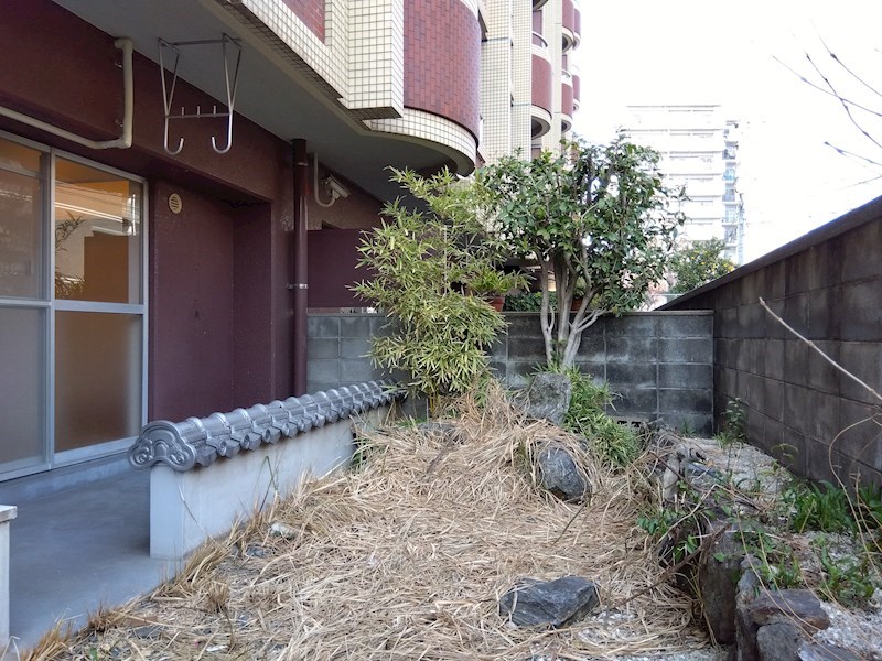 サンライフ砂津 現地写真（庭）