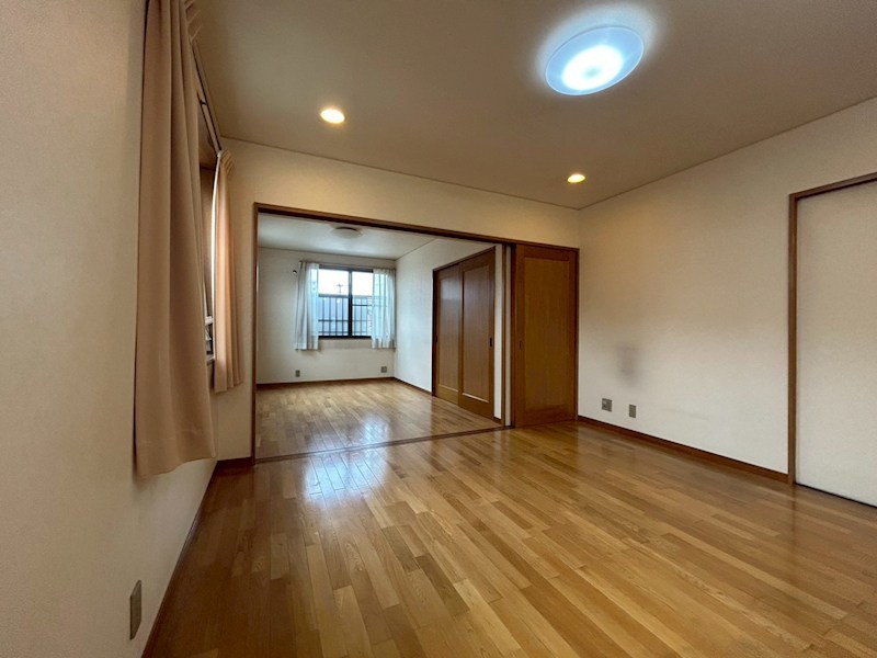 祝町二丁目戸建 内観写真（リビング）